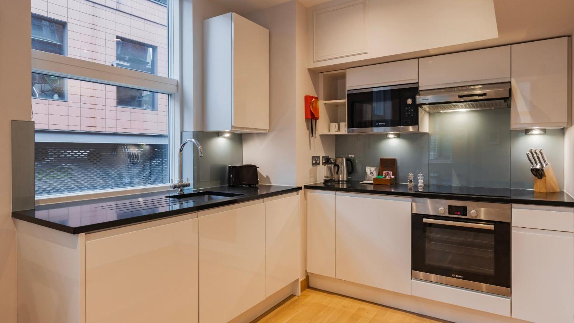 Barbican Serviced By Lovelystay Londra