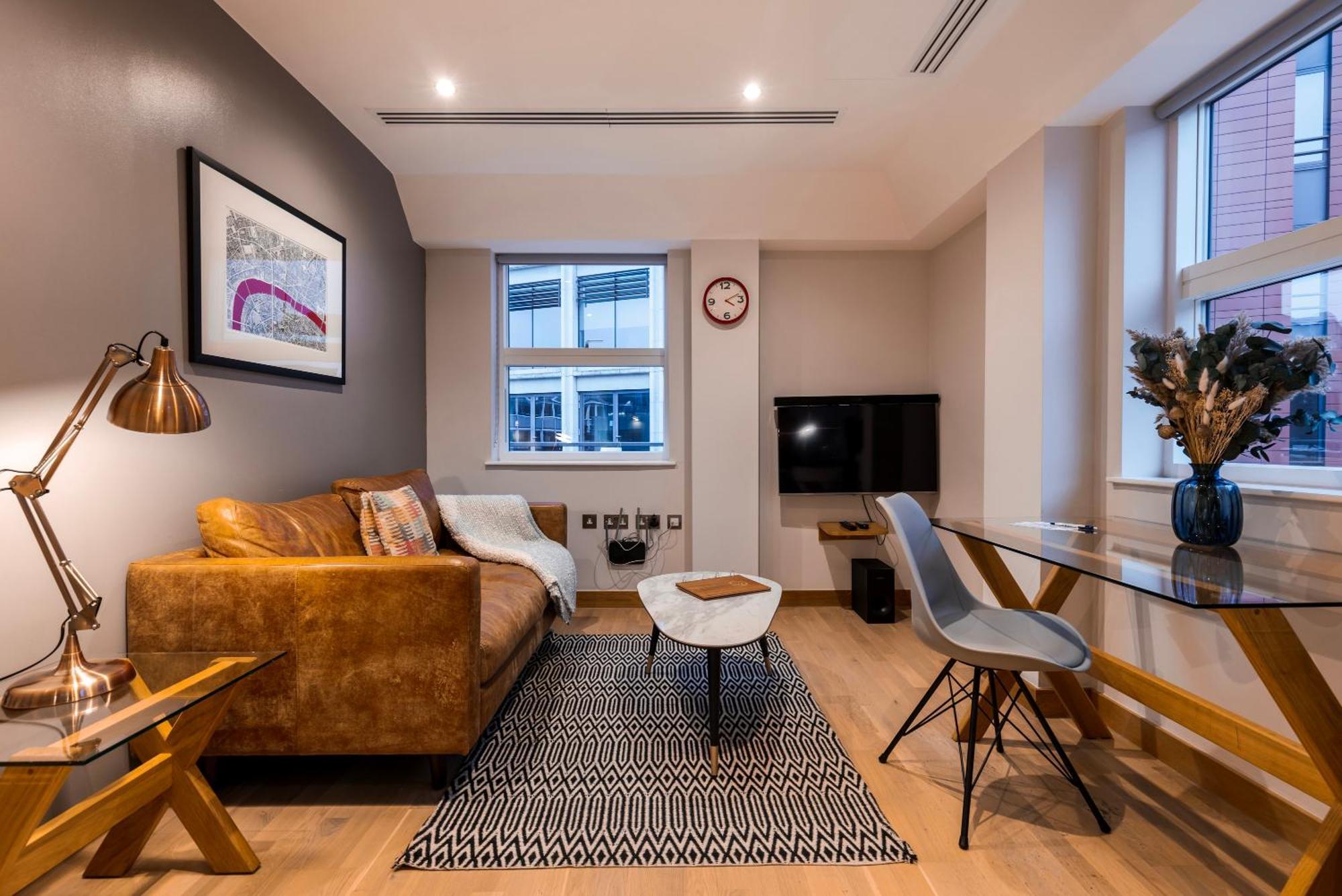 Apartament Barbican Serviced By Lovelystay Londra