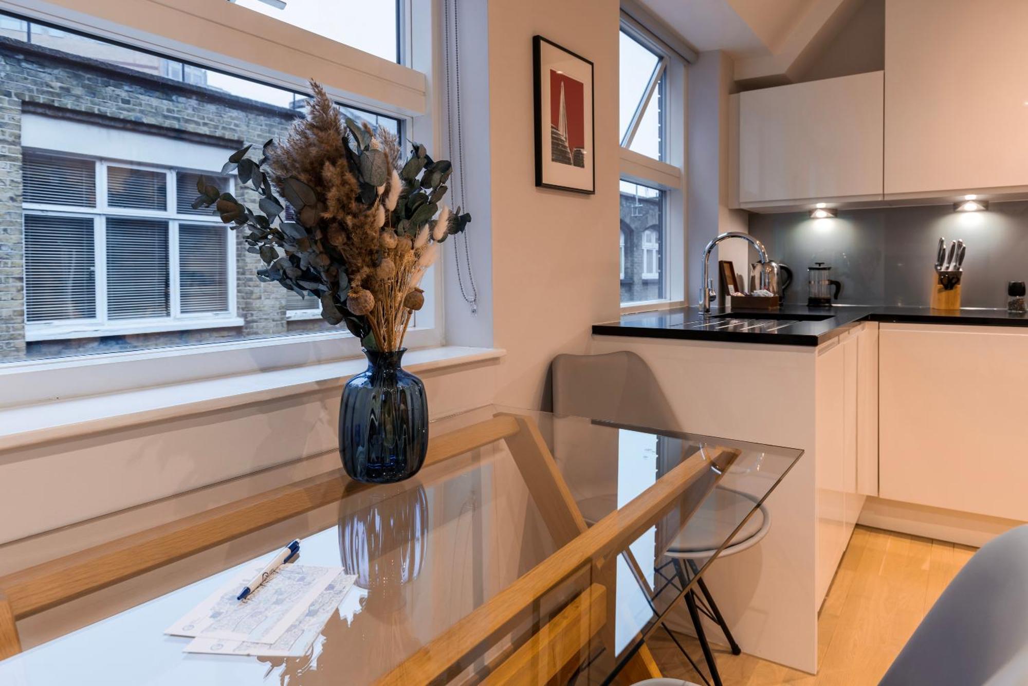 Barbican Serviced By Lovelystay Apartament Londra