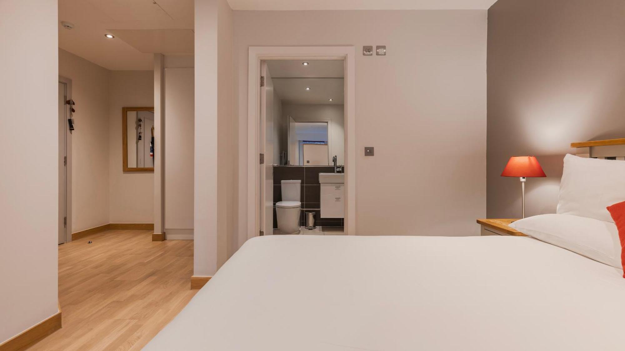 Barbican Serviced By Lovelystay Apartament Londra