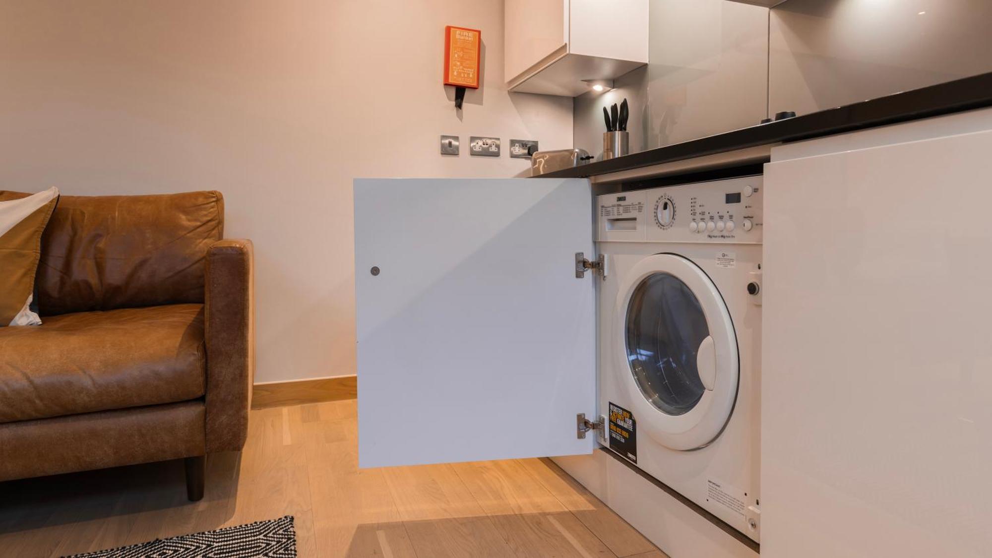 Barbican Serviced By Lovelystay Apartament